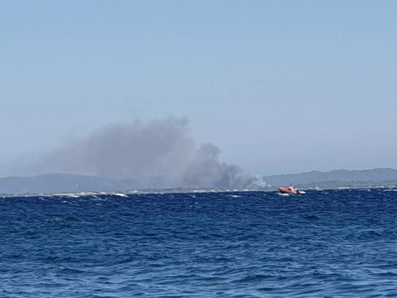 Feu presqu'ile de giens
